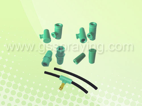 Low pressure misting connectors